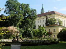 Historie a současnost ZAKT 2017